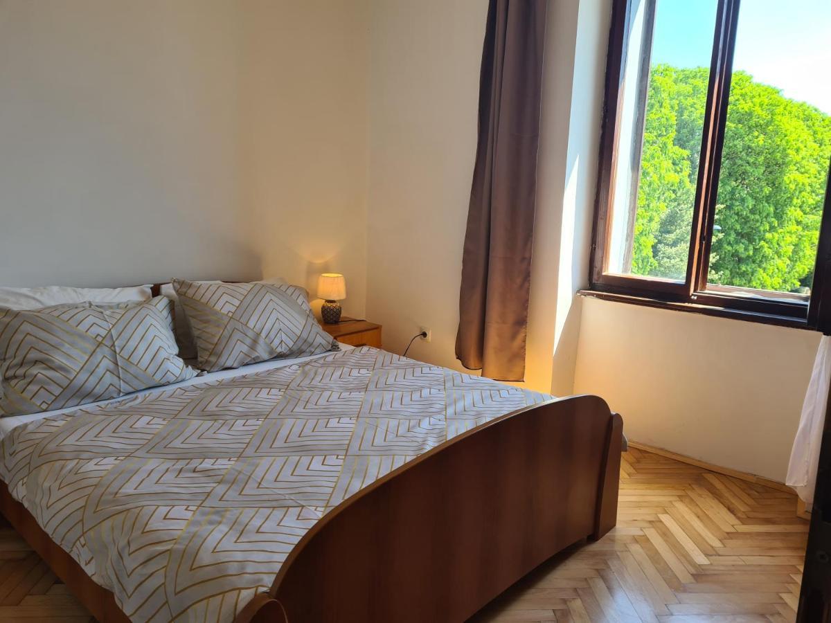 Se-Na Apartment Pula Exterior photo